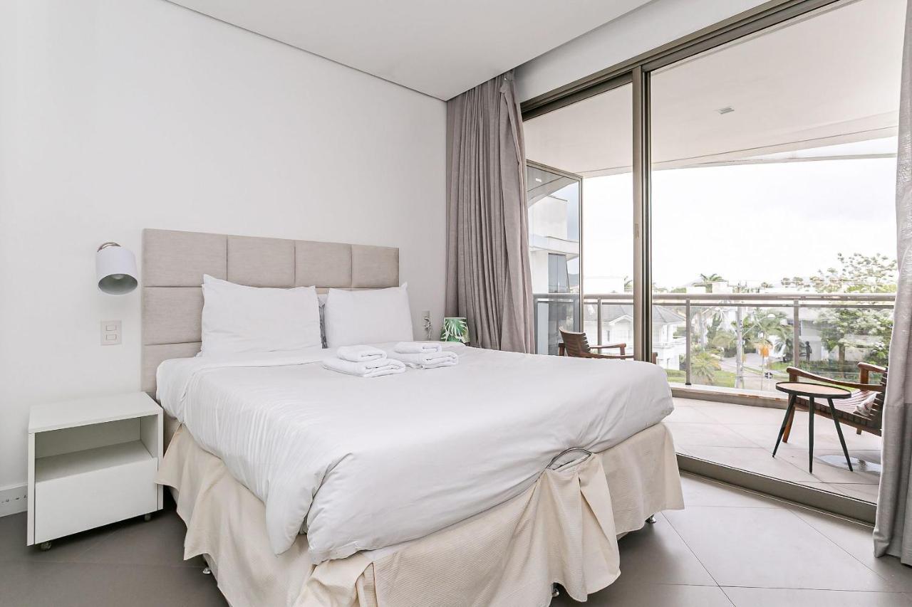 Apartamento de alto padrão a poucos metros da praia em Jurerê Florianópolis Extérieur photo